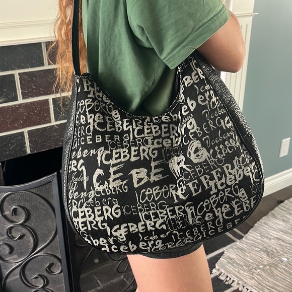 💥RARE Vintage Iceberg Hobo/Shoulder Bag - Picture 9 of 17